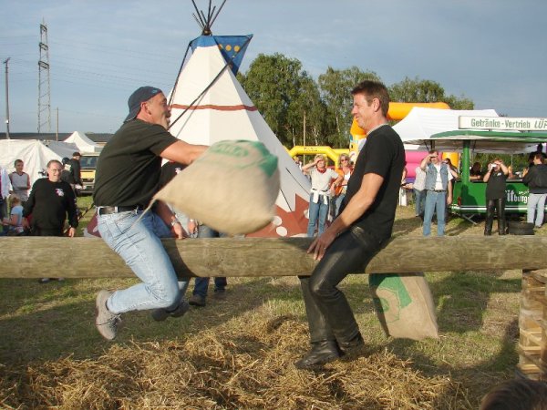 sack4.jpg (72046 Byte)