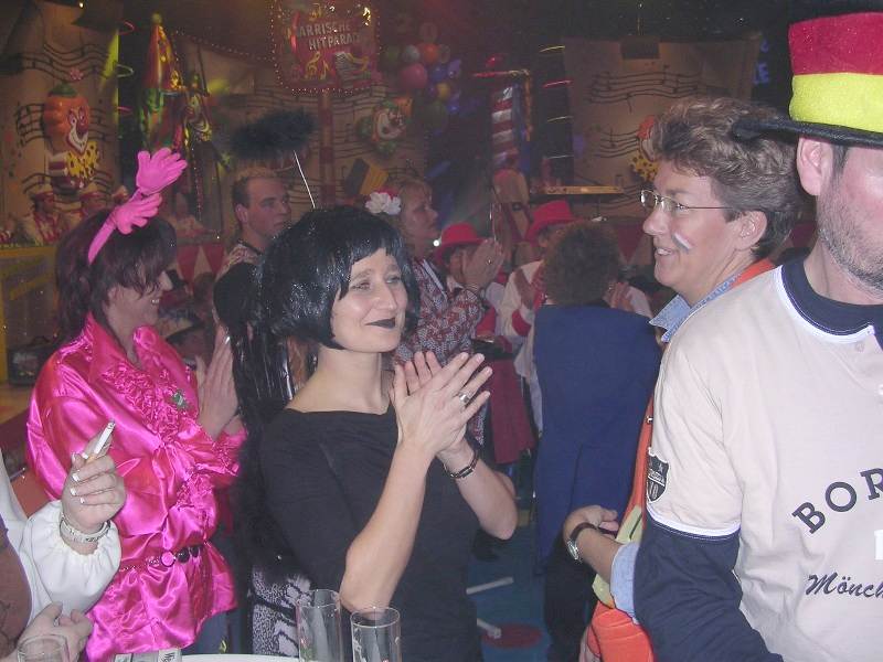 nh2.jpg (61412 Byte)